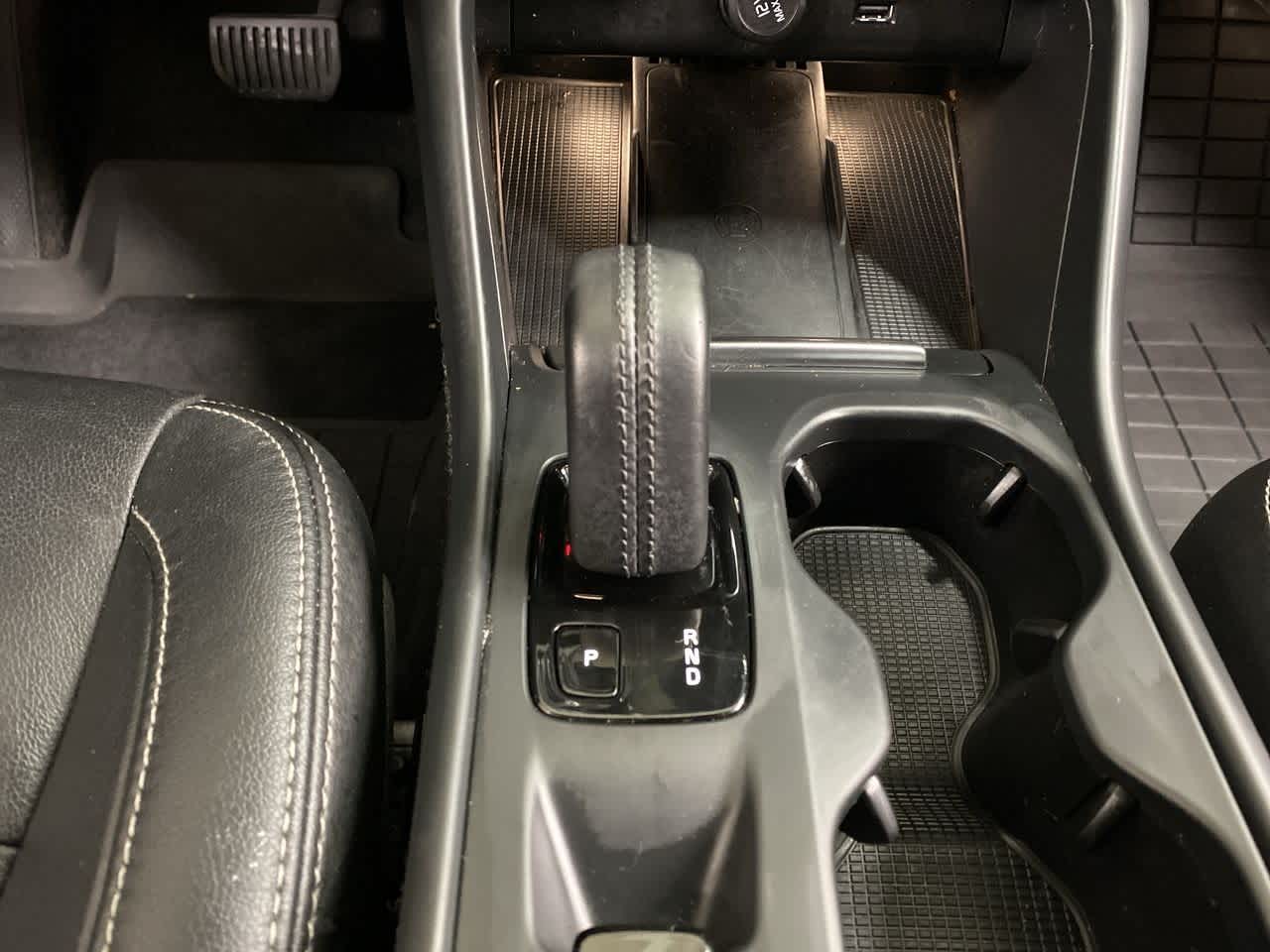 Thumbnail: 2020 Volvo XC40 - 28