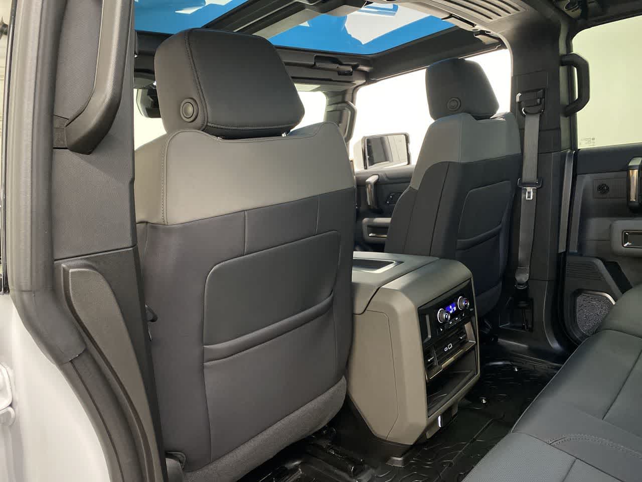 Thumbnail: 2024 GMC Hummer EV - 15