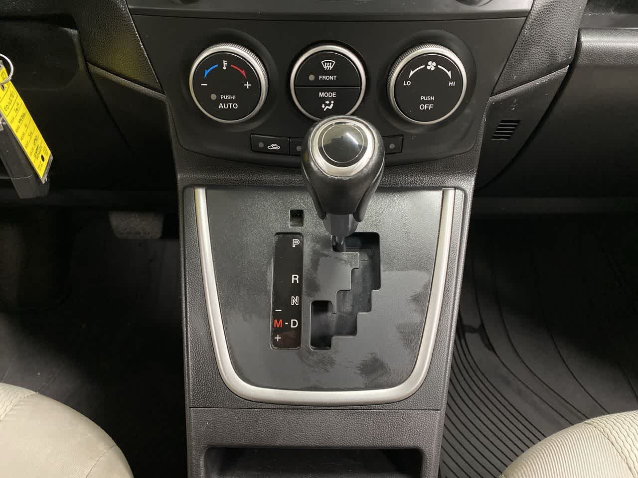 Thumbnail: 2014 Mazda Mazda5 - 26