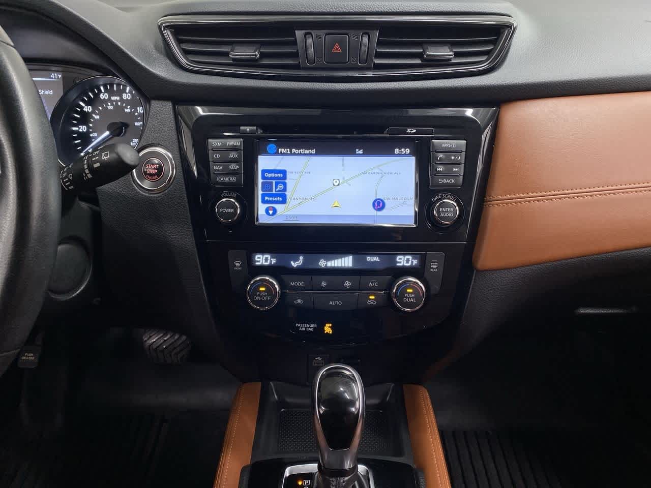 Thumbnail: 2017 Nissan Rogue - 26