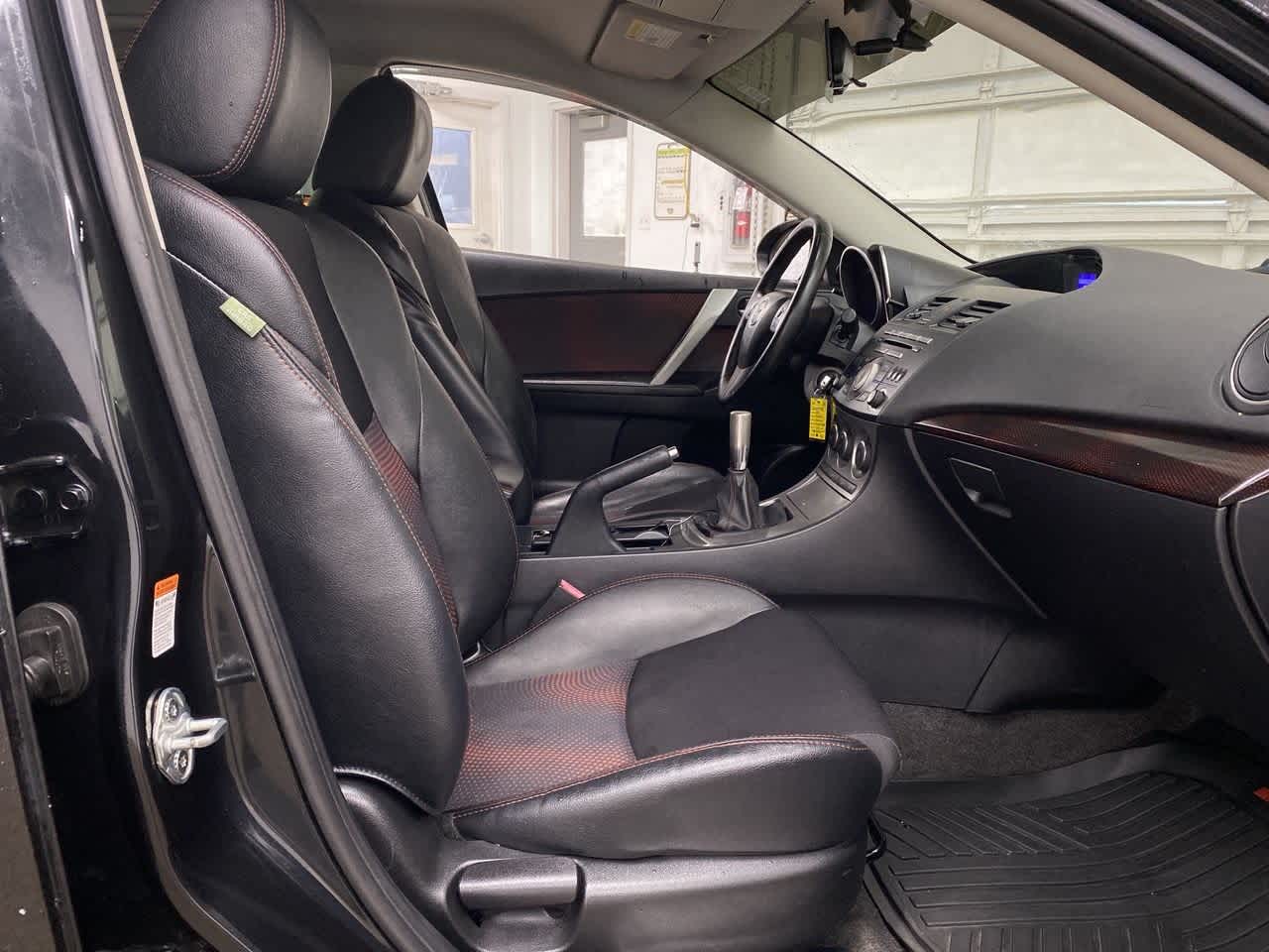 Thumbnail: 2011 Mazda Mazda3 - 18