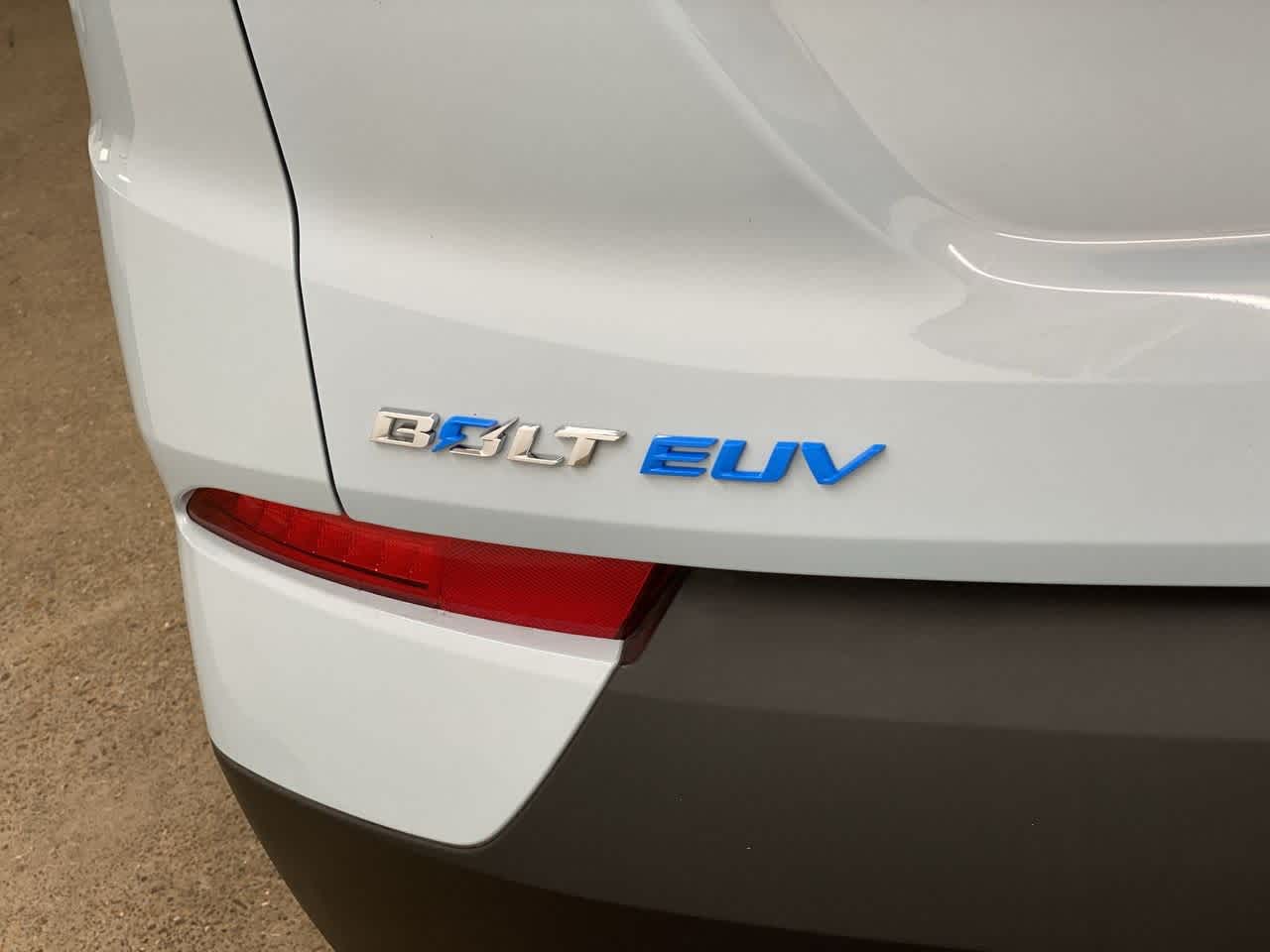 Thumbnail: 2022 Chevrolet Bolt EUV - 10