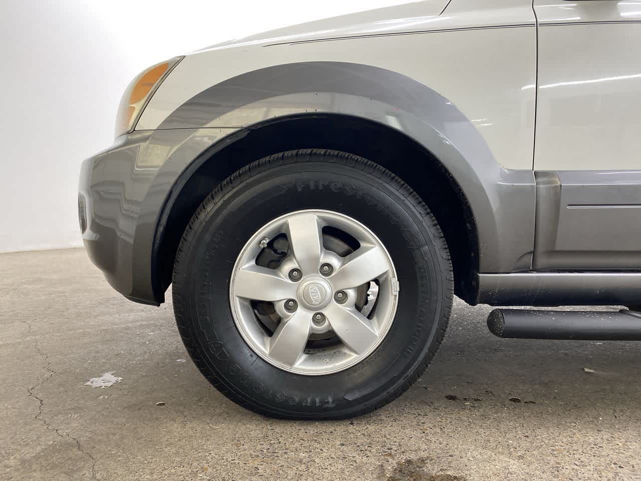 Thumbnail: 2007 Kia Sorento - 12