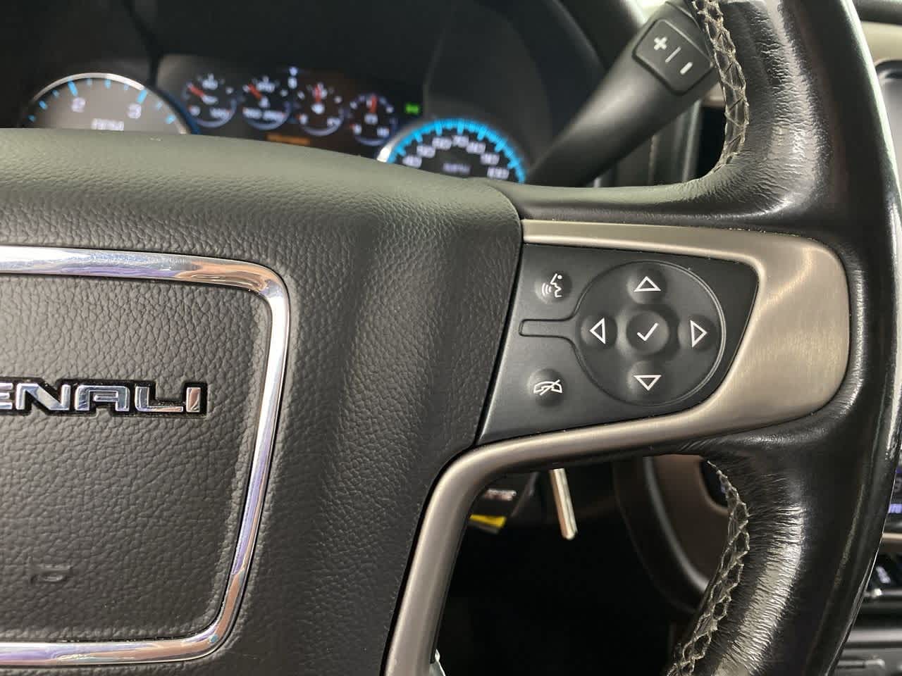 Thumbnail: 2018 GMC Sierra 3500 - 22