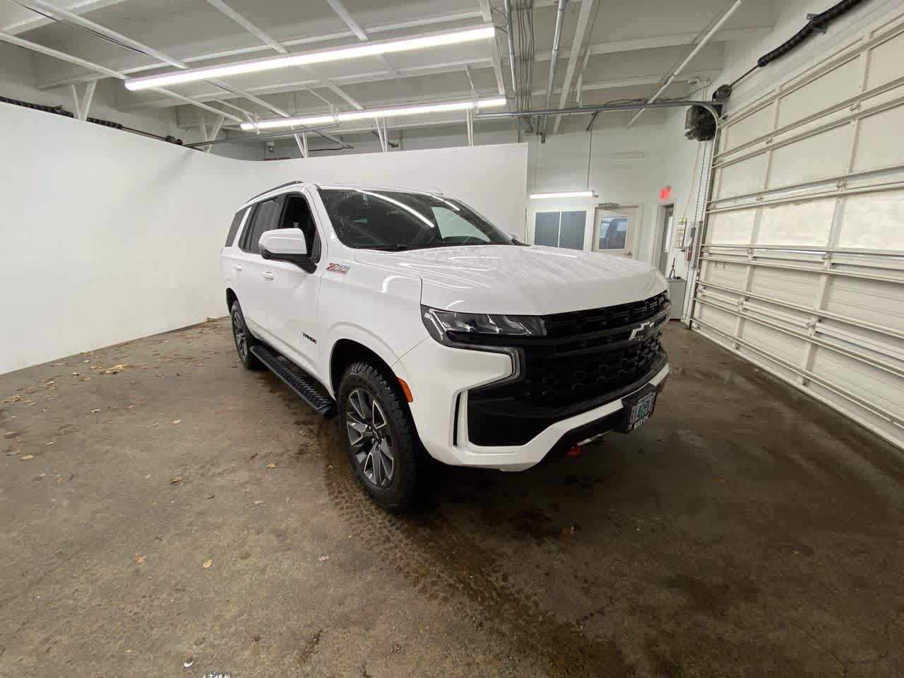 Thumbnail: 2023 Chevrolet Tahoe - 8