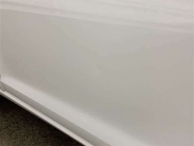 2016 Volkswagen e-Golf SE 32