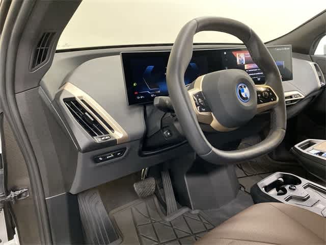Used 2023 BMW iX  with VIN WB523CF08PCM98302 for sale in Medford, OR