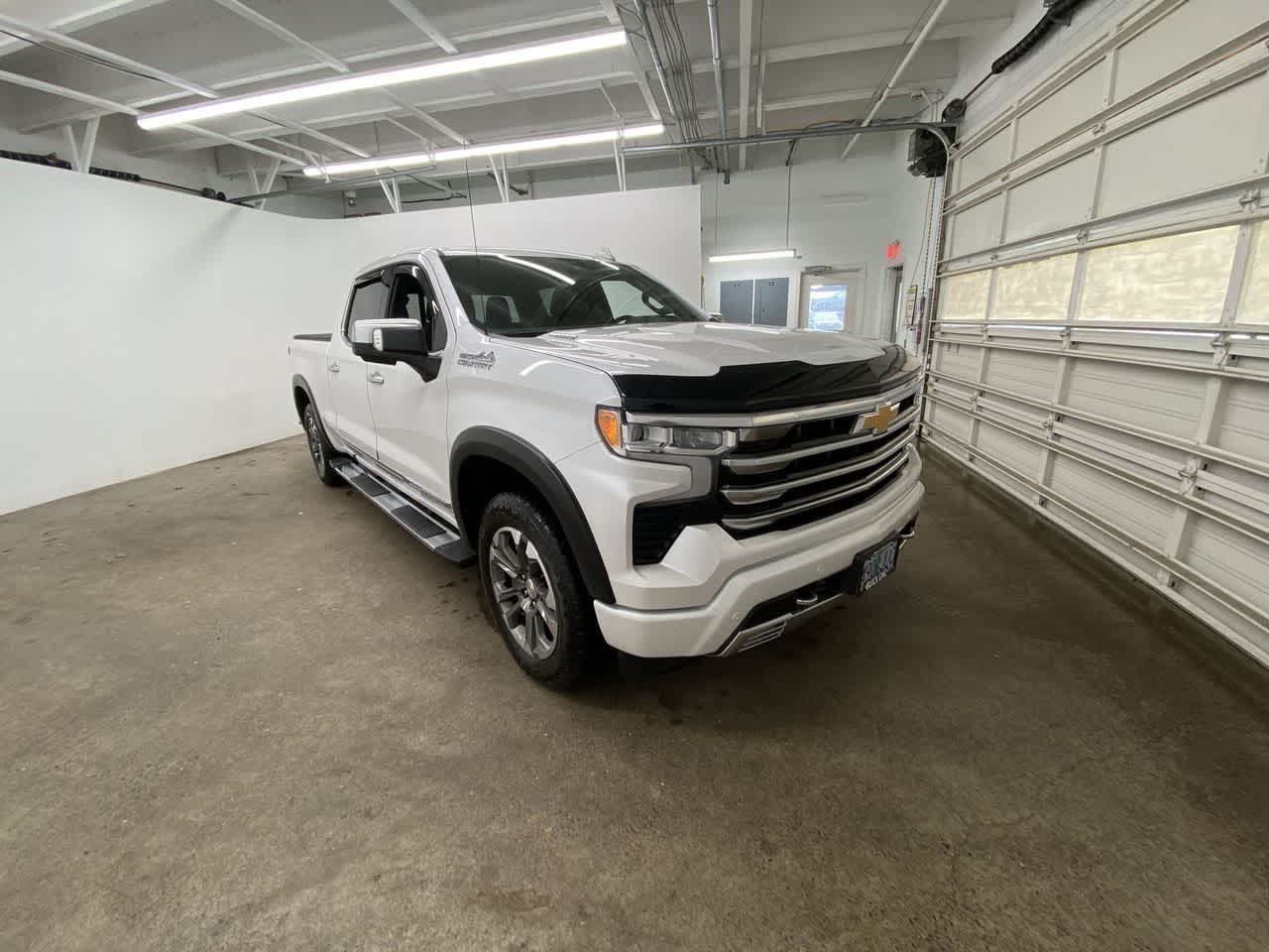 Thumbnail: 2024 Chevrolet Silverado 1500 - 8