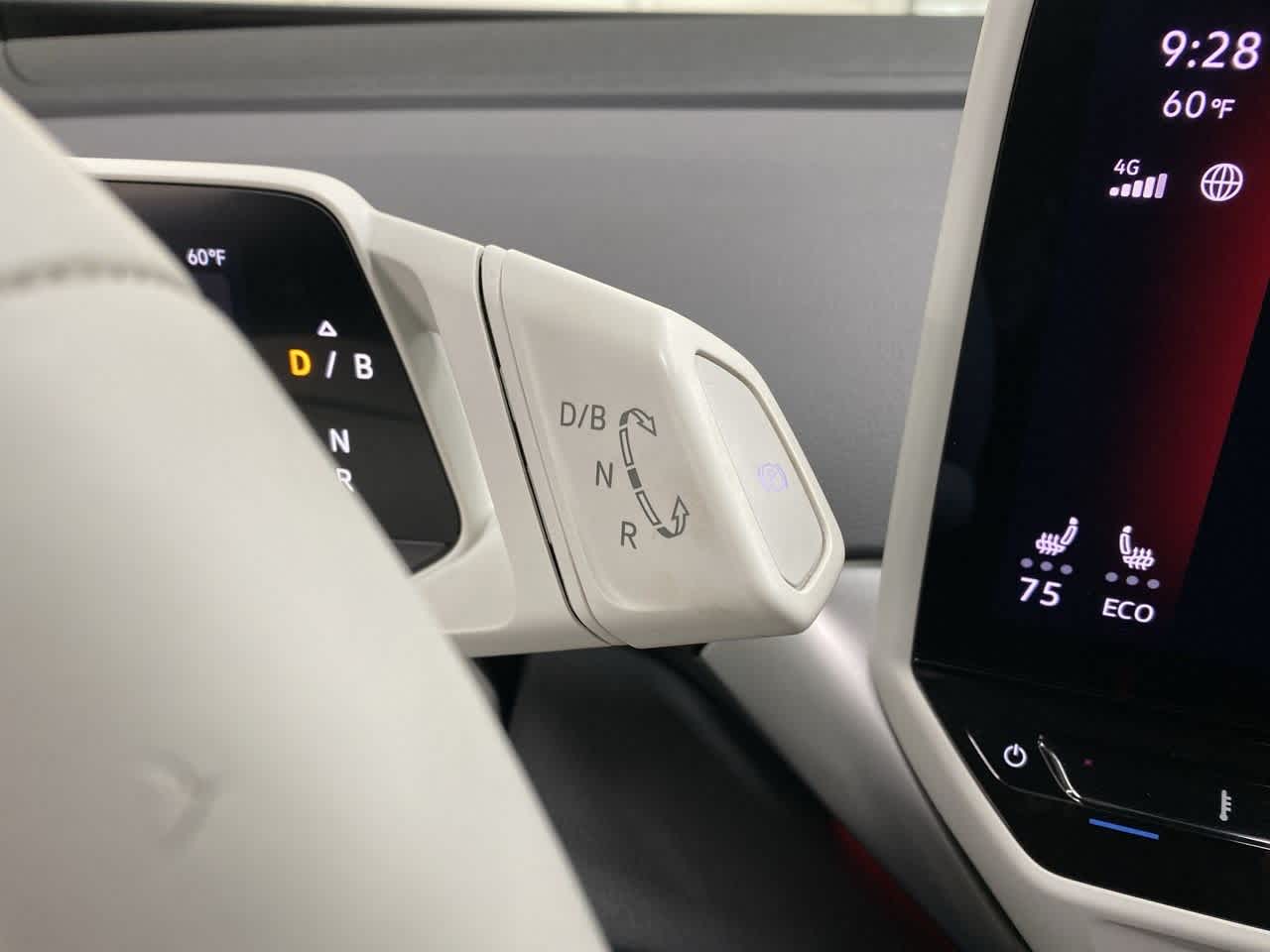 Thumbnail: 2021 Volkswagen ID.4 - 26