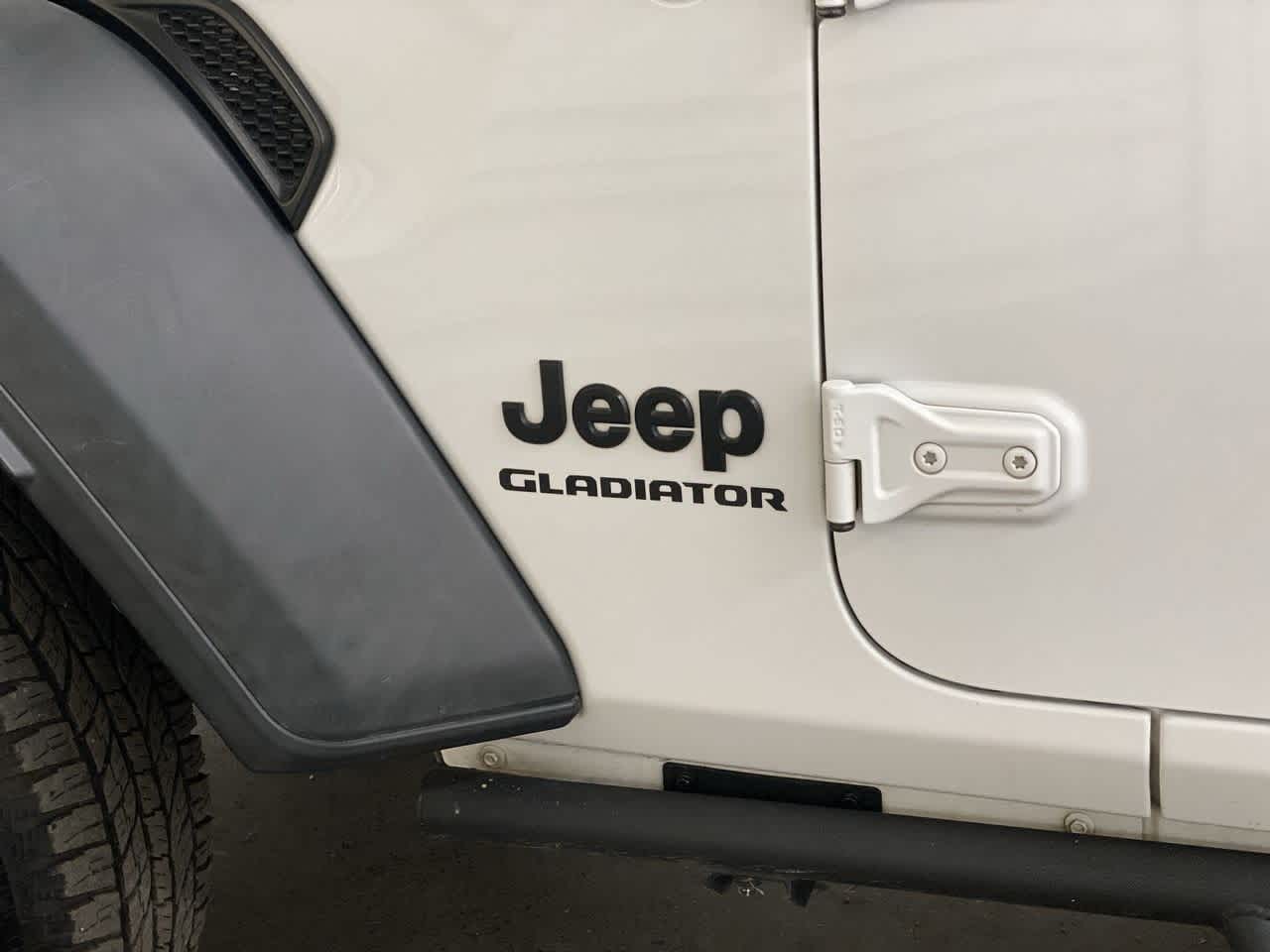 Thumbnail: 2020 Jeep Gladiator - 10