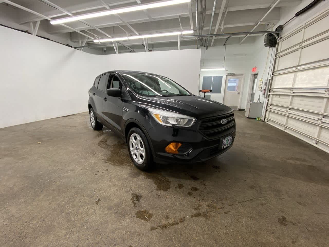 Thumbnail: 2017 Ford Escape - 8