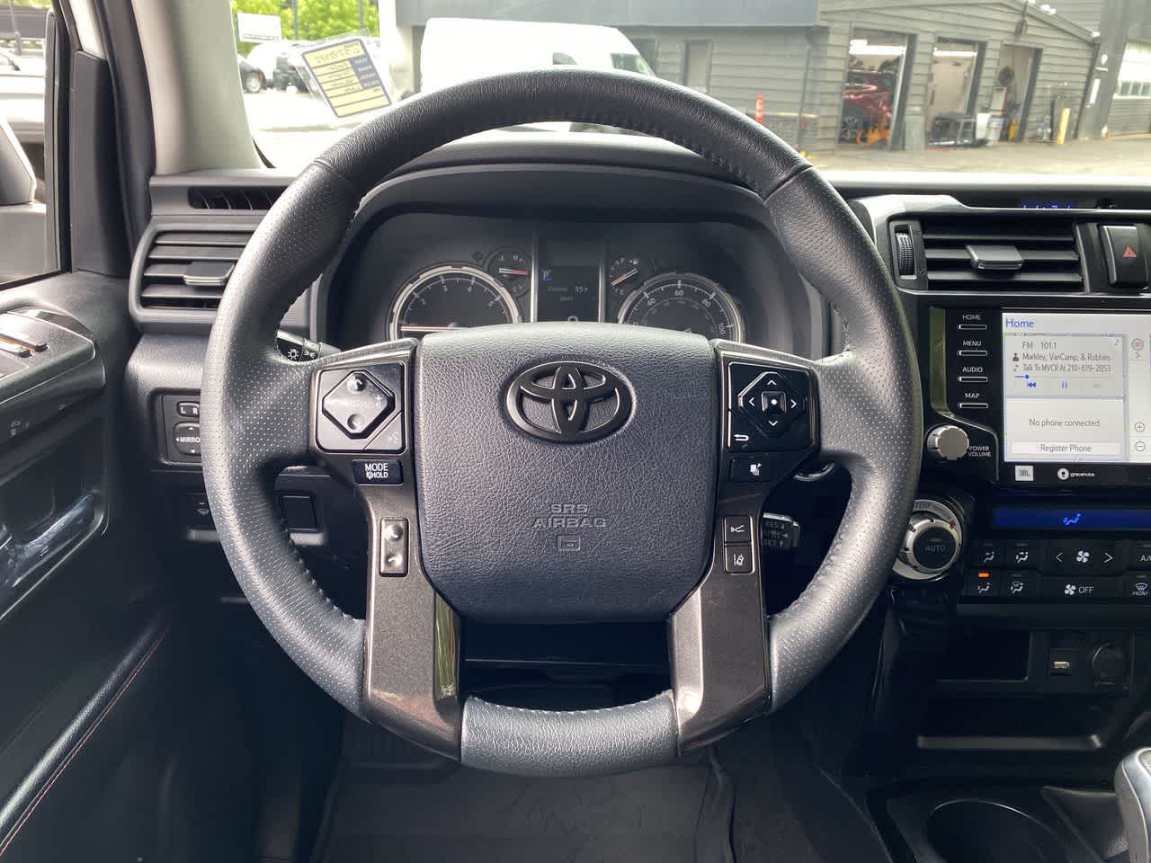 Thumbnail: 2020 Toyota 4Runner - 18