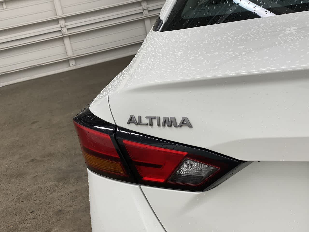 Thumbnail: 2025 Nissan Altima - 10
