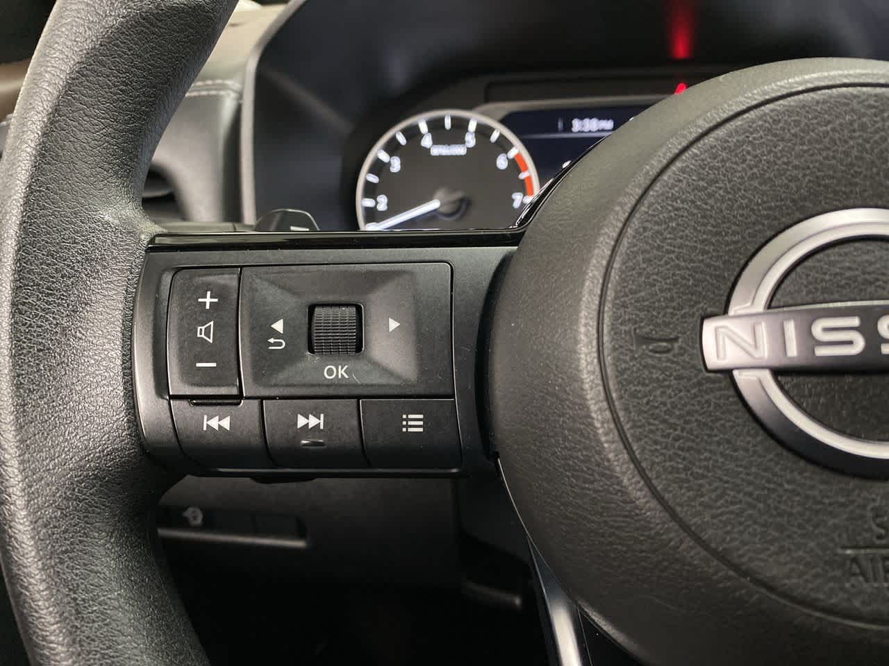 Thumbnail: 2023 Nissan Rogue - 20