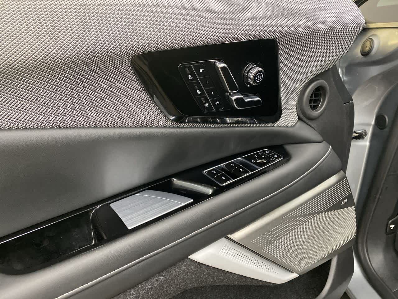 Thumbnail: 2025 Cadillac Optiq - 16