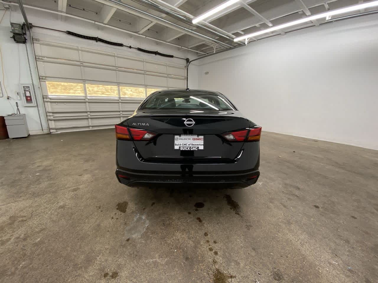 Thumbnail: 2025 Nissan Altima - 5