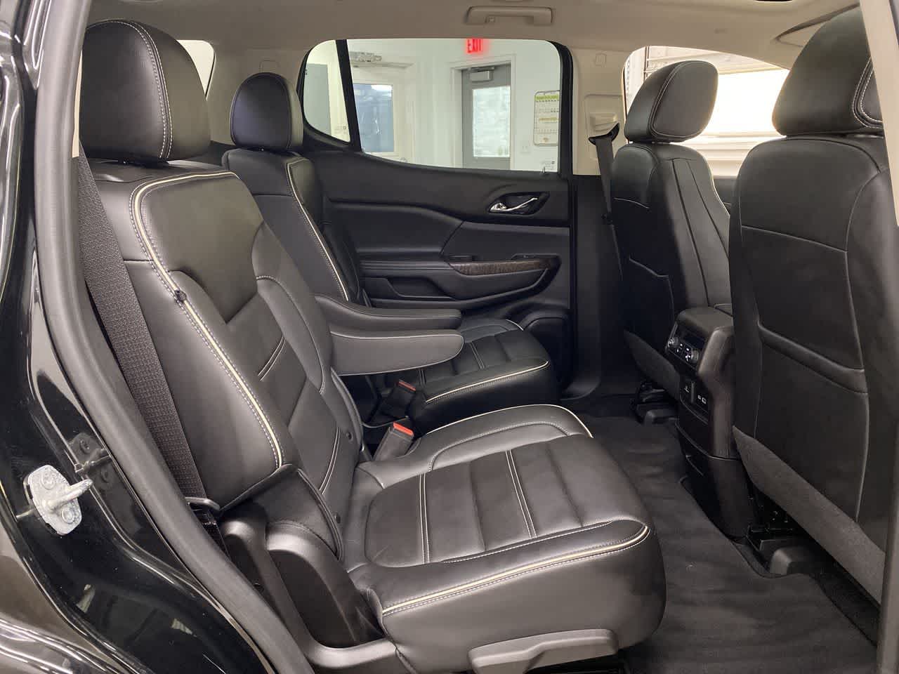 Thumbnail: 2022 GMC Acadia - 17