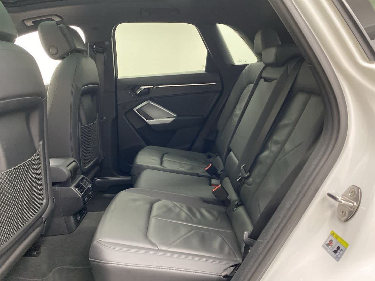 Thumbnail: 2024 Audi Q3 - 17