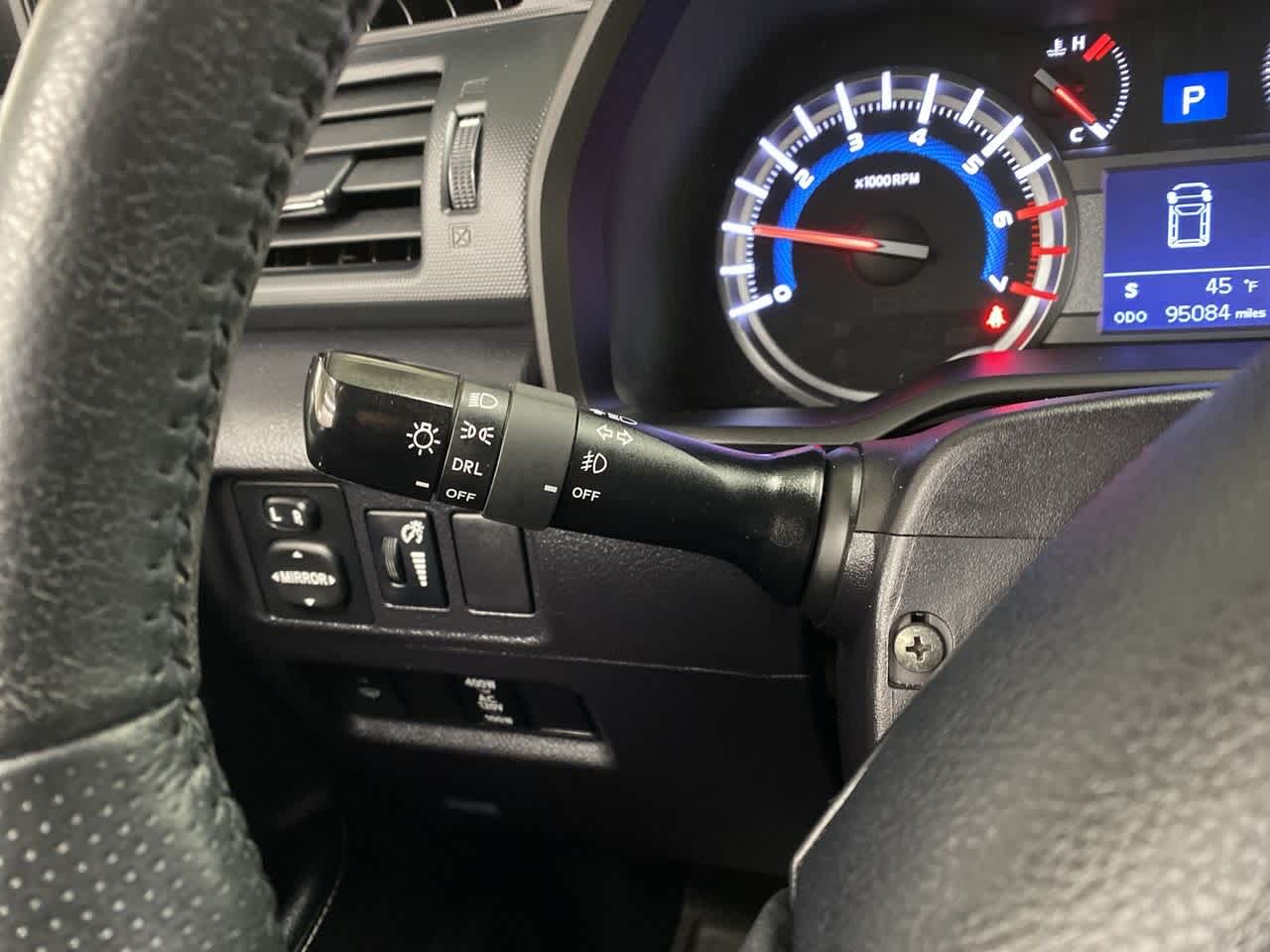 Thumbnail: 2018 Toyota 4Runner - 23