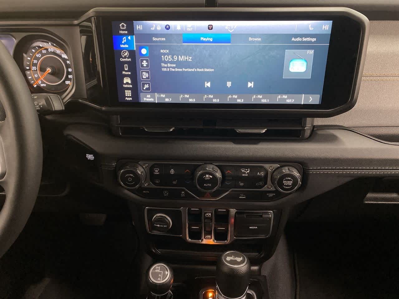 Thumbnail: 2025 Jeep Wrangler - 24