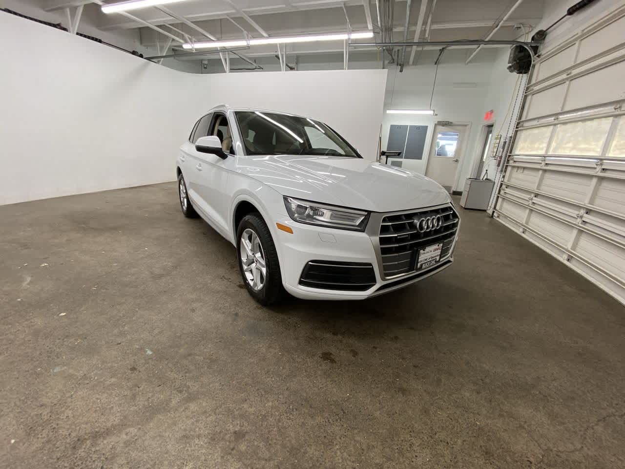 Thumbnail: 2019 Audi Q5 - 8