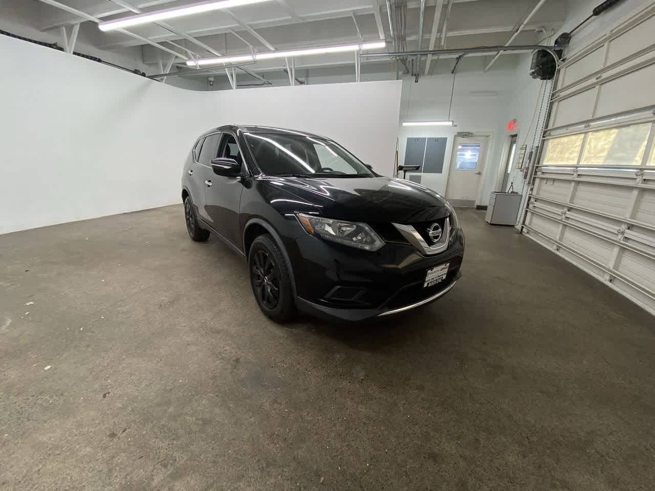 Thumbnail: 2015 Nissan Rogue - 8