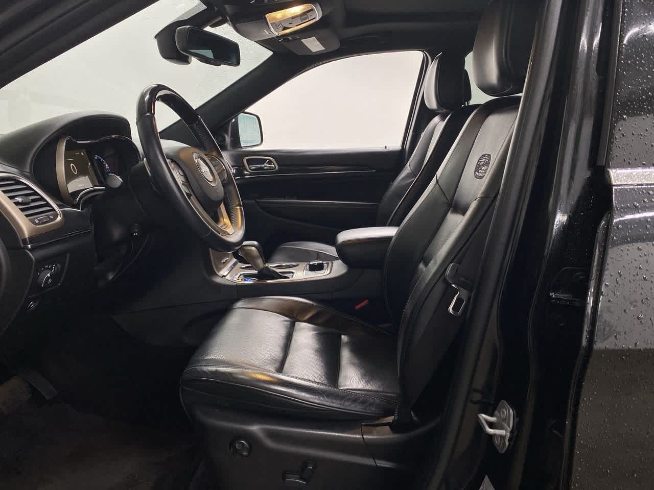 Thumbnail: 2016 Jeep Grand Cherokee - 13