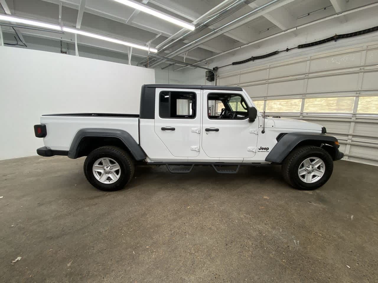 Thumbnail: 2020 Jeep Gladiator - 7
