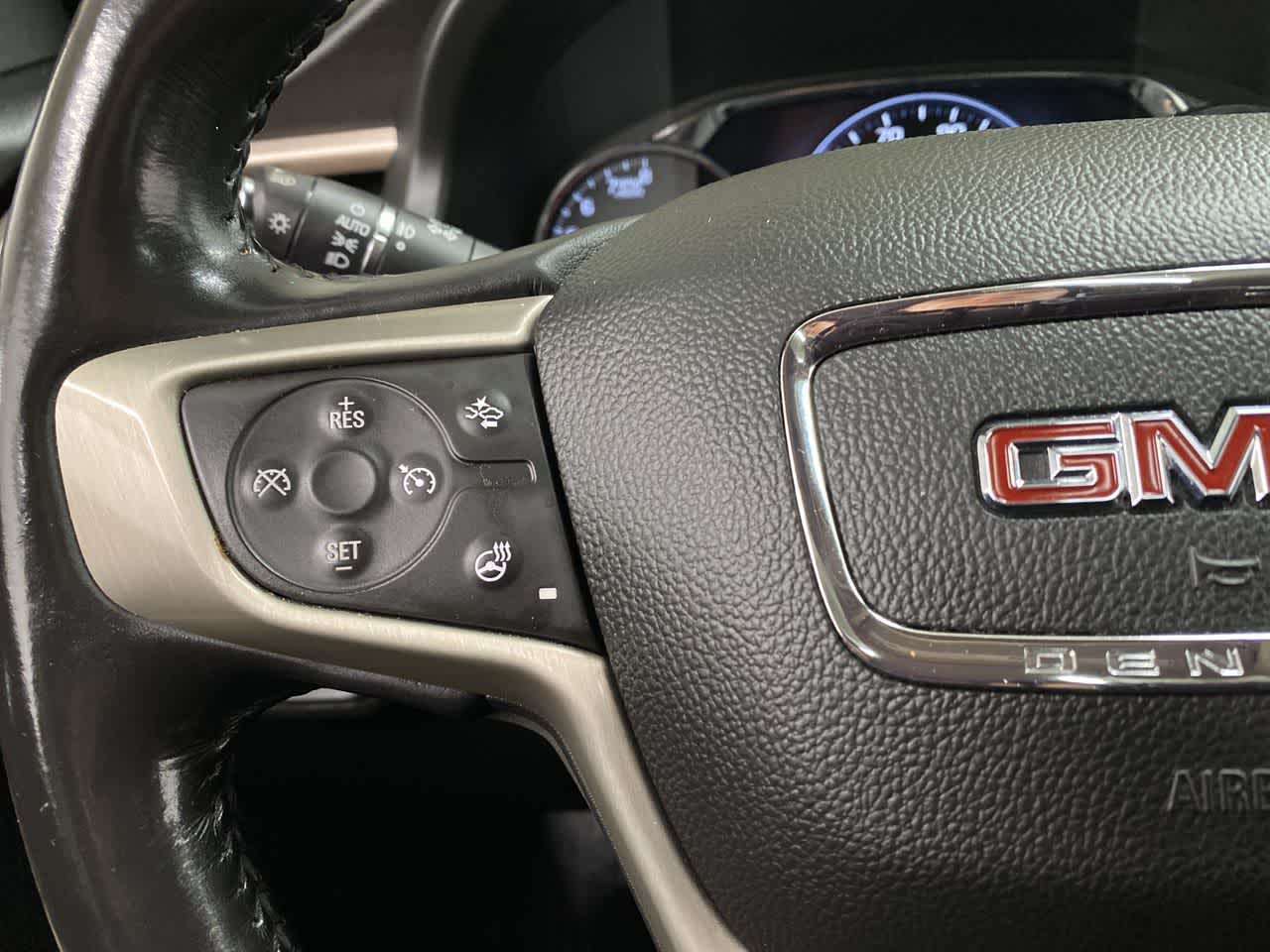 Thumbnail: 2018 GMC Acadia - 20