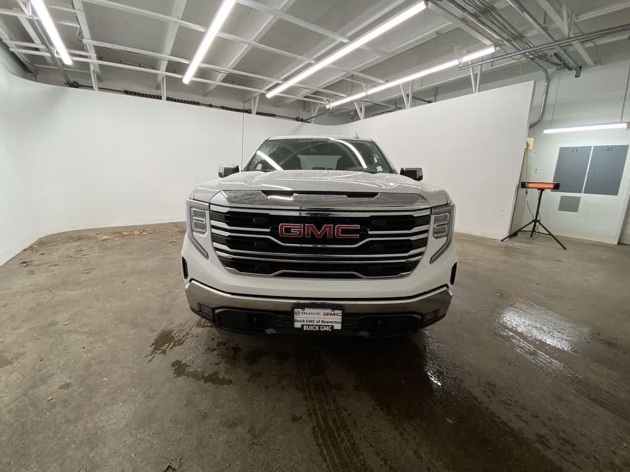 Thumbnail: 2025 GMC Sierra 1500 - 9