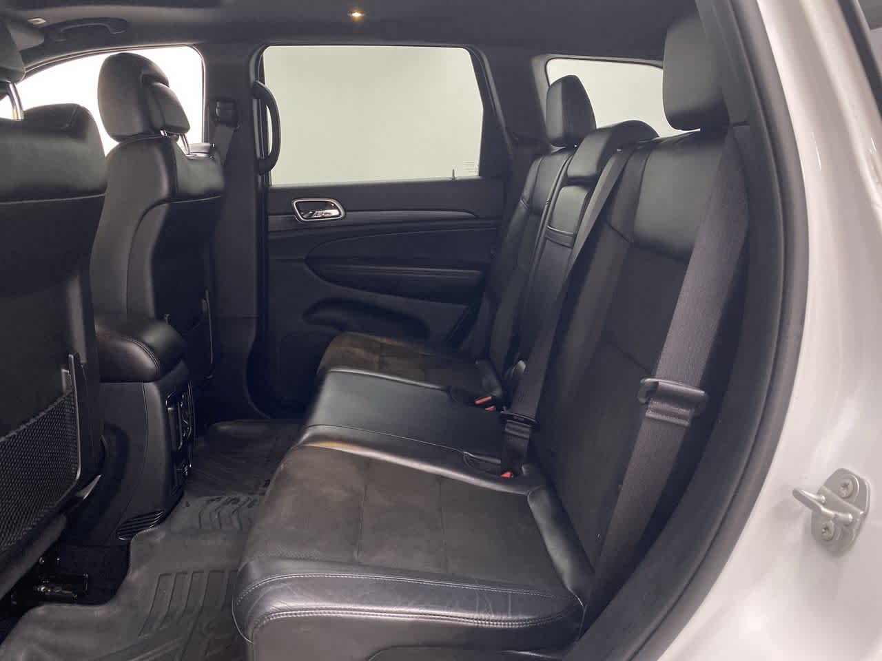 Thumbnail: 2020 Jeep Grand Cherokee - 17