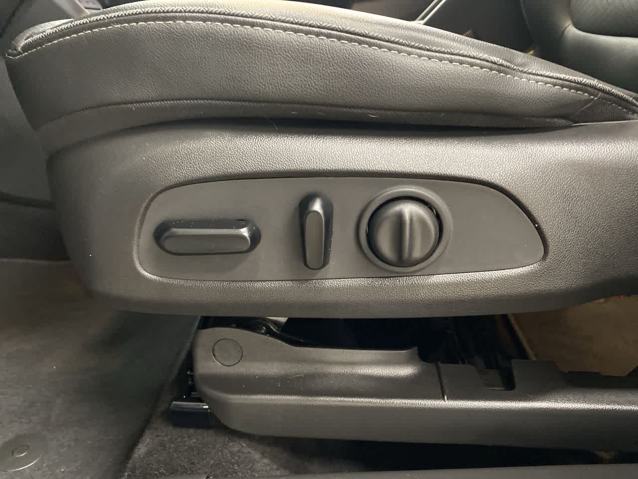 Thumbnail: 2022 Buick Encore GX - 15