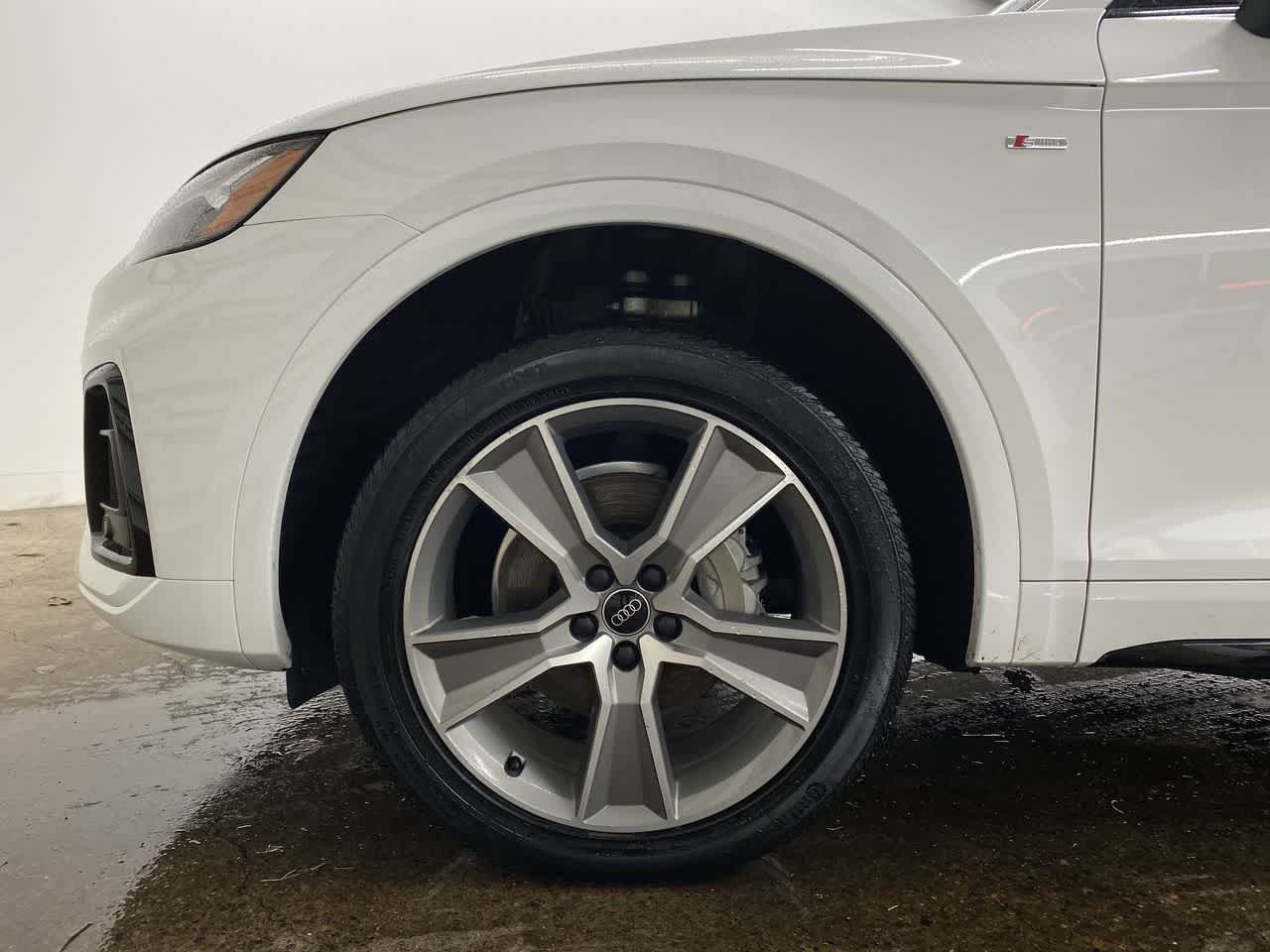 Thumbnail: 2025 Audi Q5 - 11