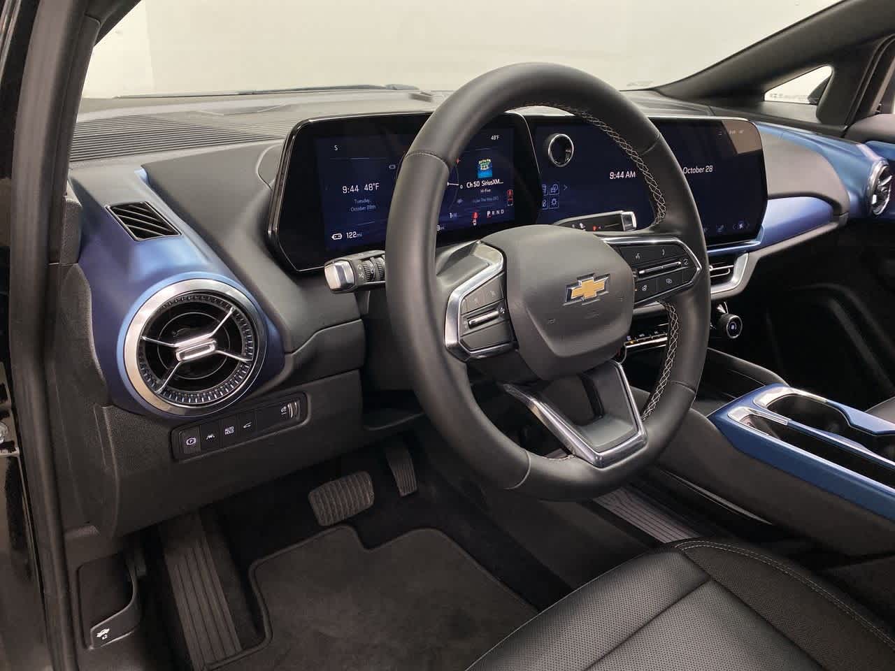 Thumbnail: 2025 Chevrolet Equinox - 2