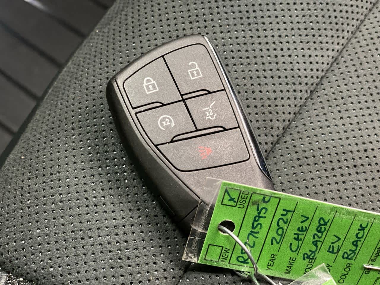 Thumbnail: 2024 Chevrolet Blazer EV - 30