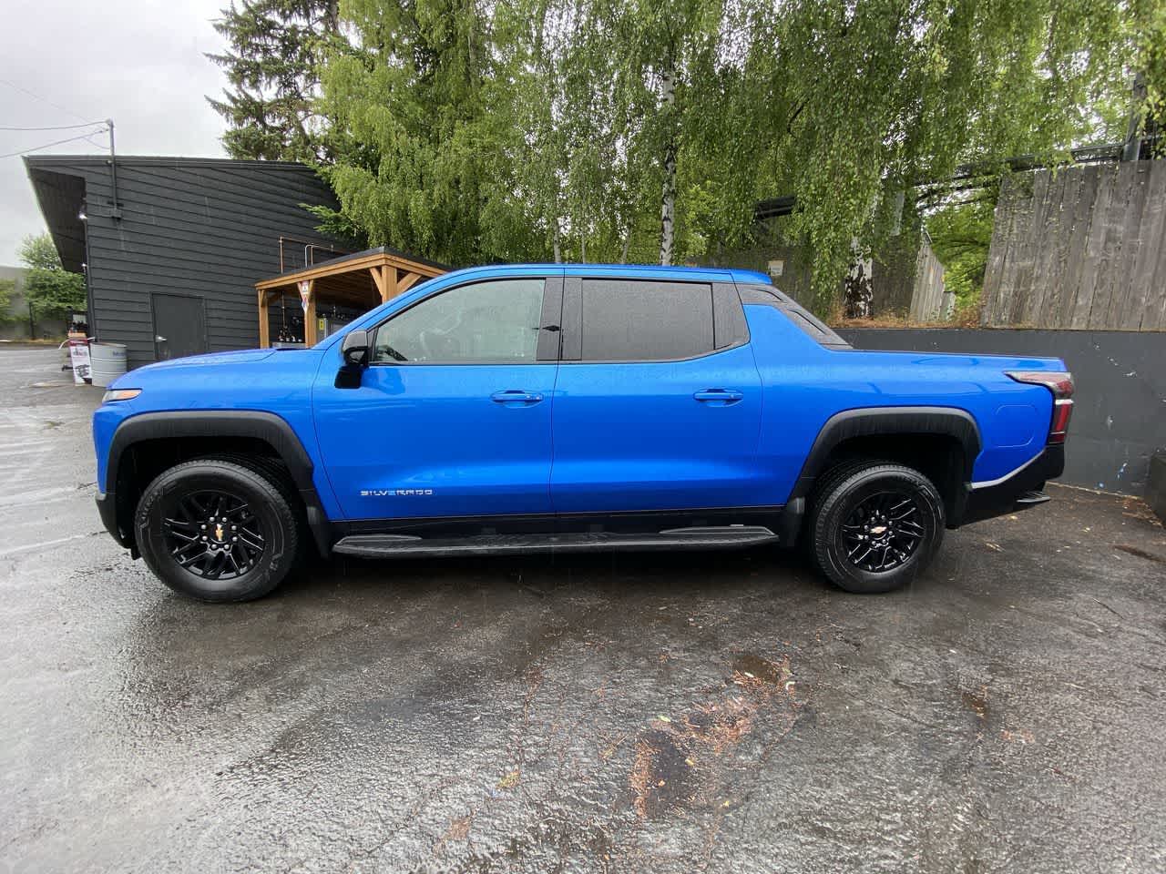 Thumbnail: 2026 Chevrolet Silverado EV - 3