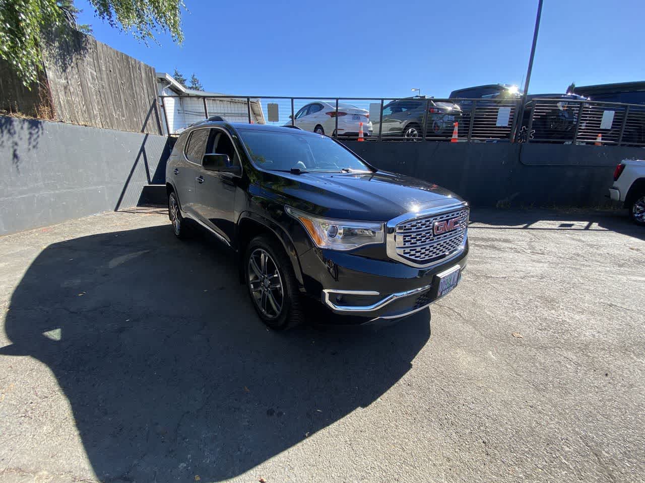 Thumbnail: 2019 GMC Acadia - 8