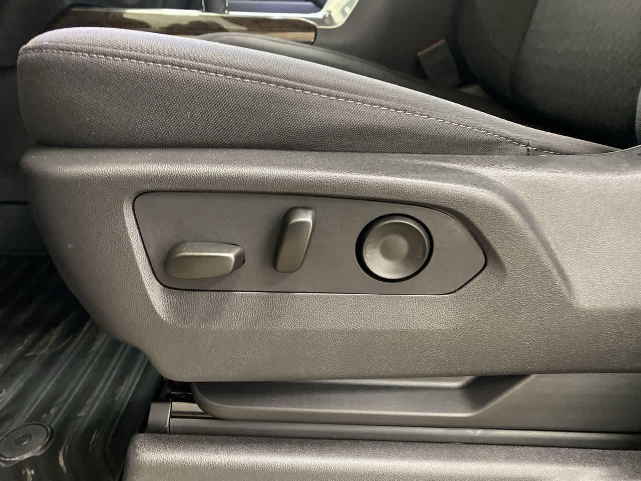 Thumbnail: 2025 GMC Sierra 1500 - 13