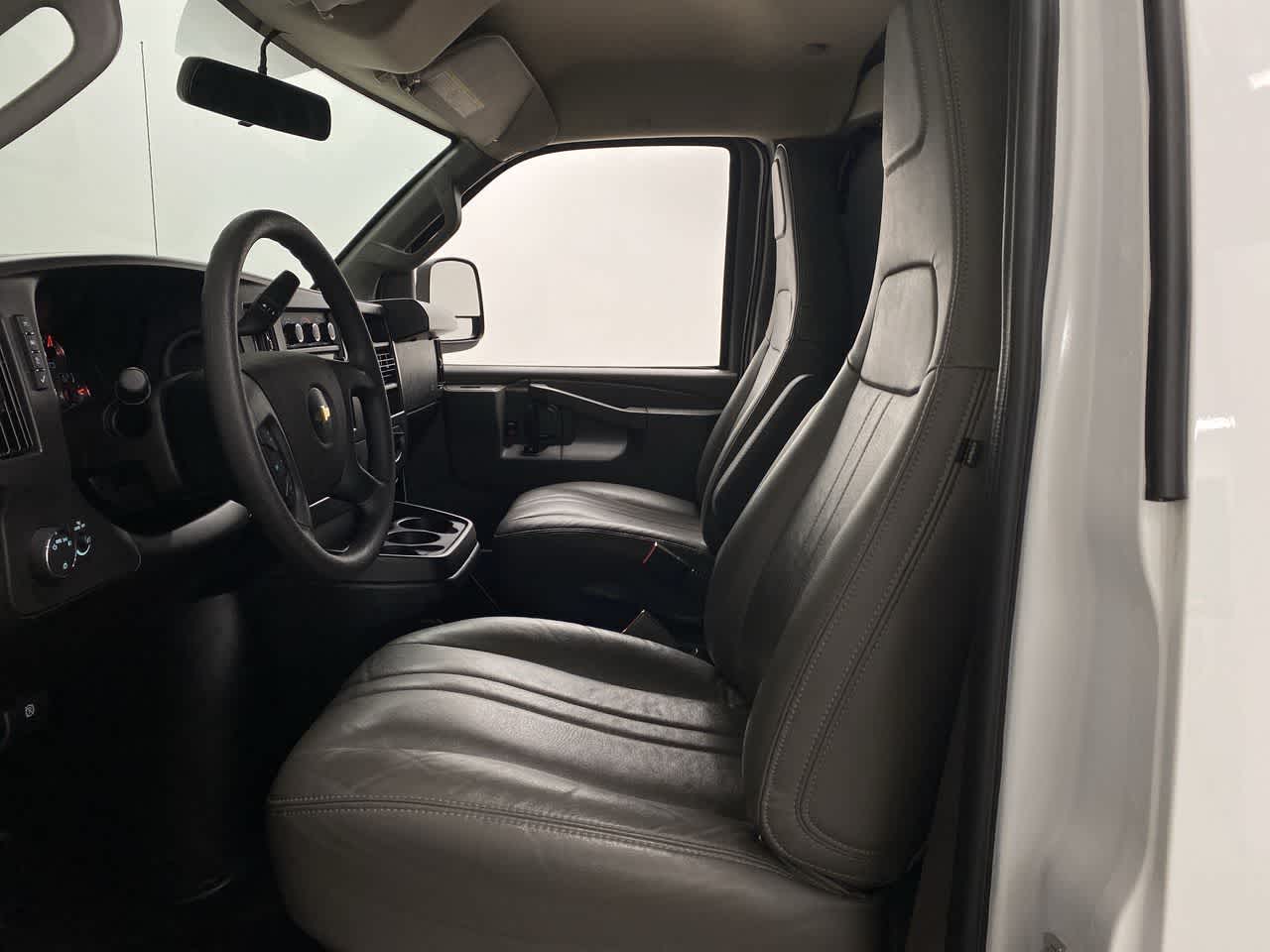 Thumbnail: 2025 Chevrolet Express - 13