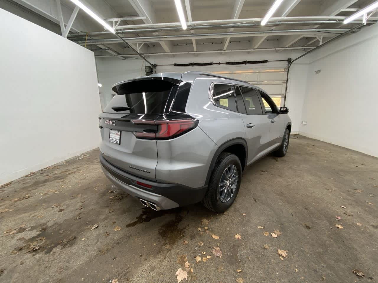 Thumbnail: 2025 GMC Acadia - 6