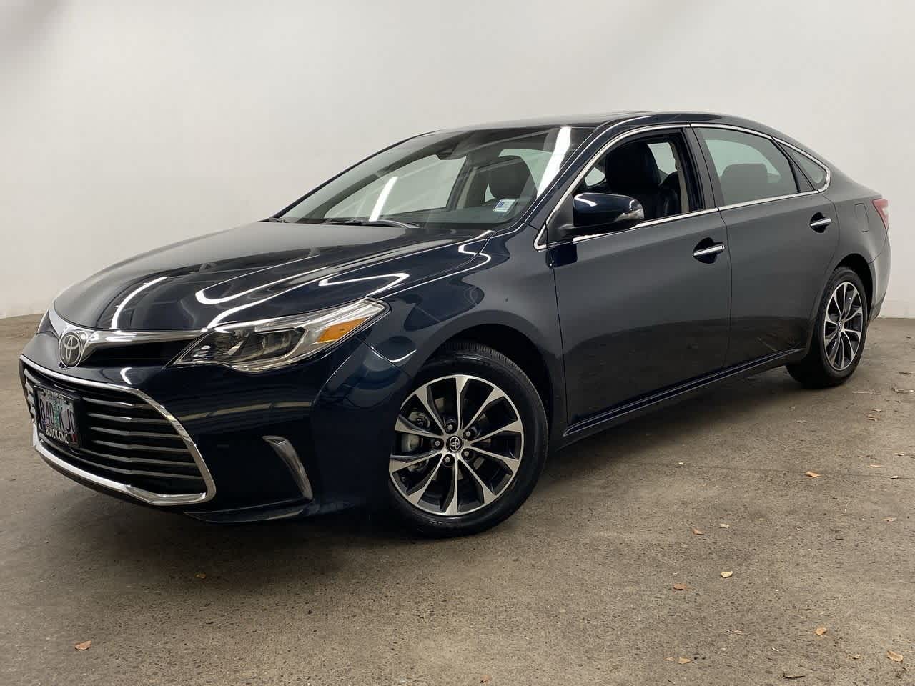 Thumbnail: 2018 Toyota Avalon - 1