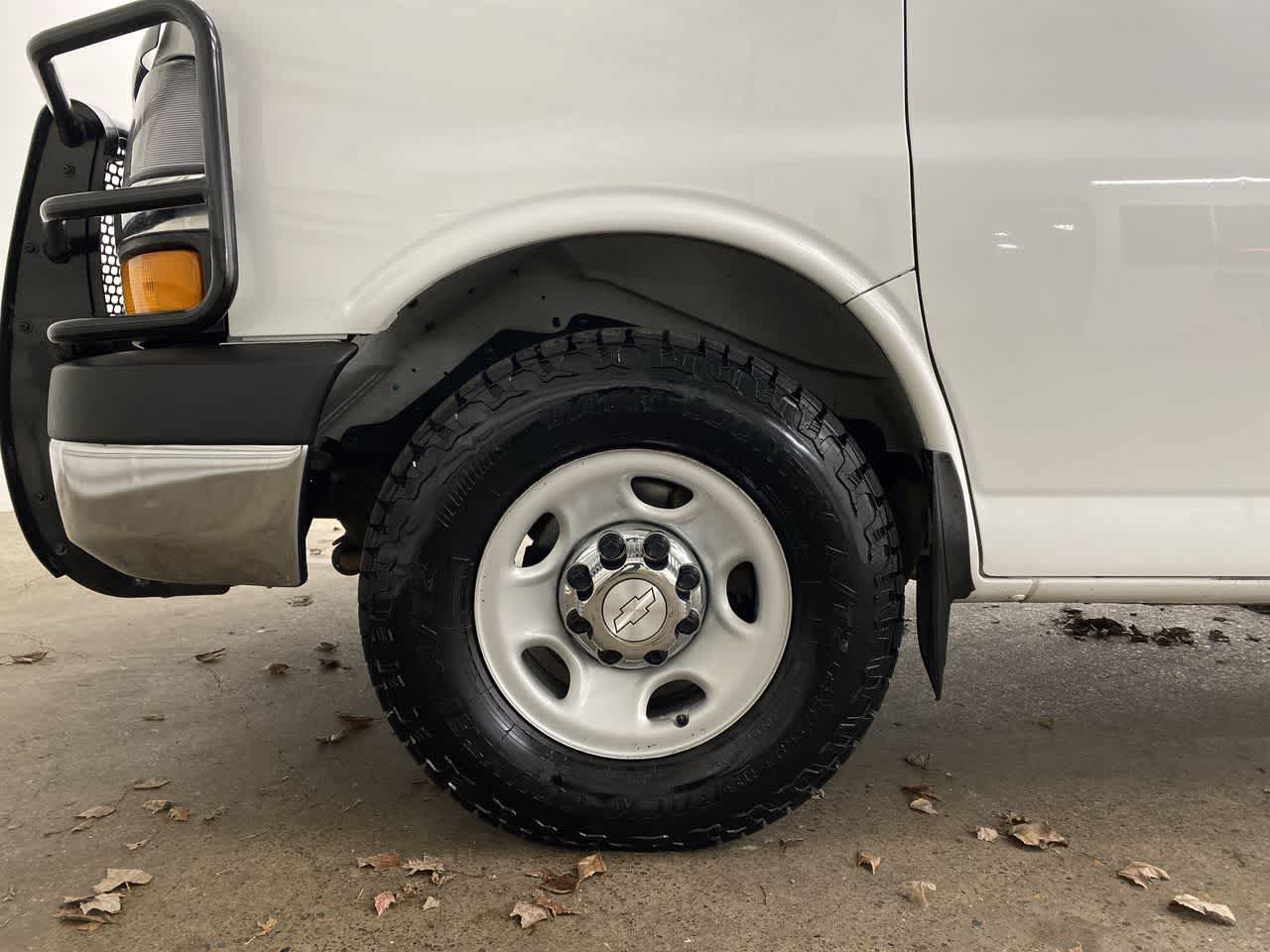 Thumbnail: 2017 Chevrolet Express - 11