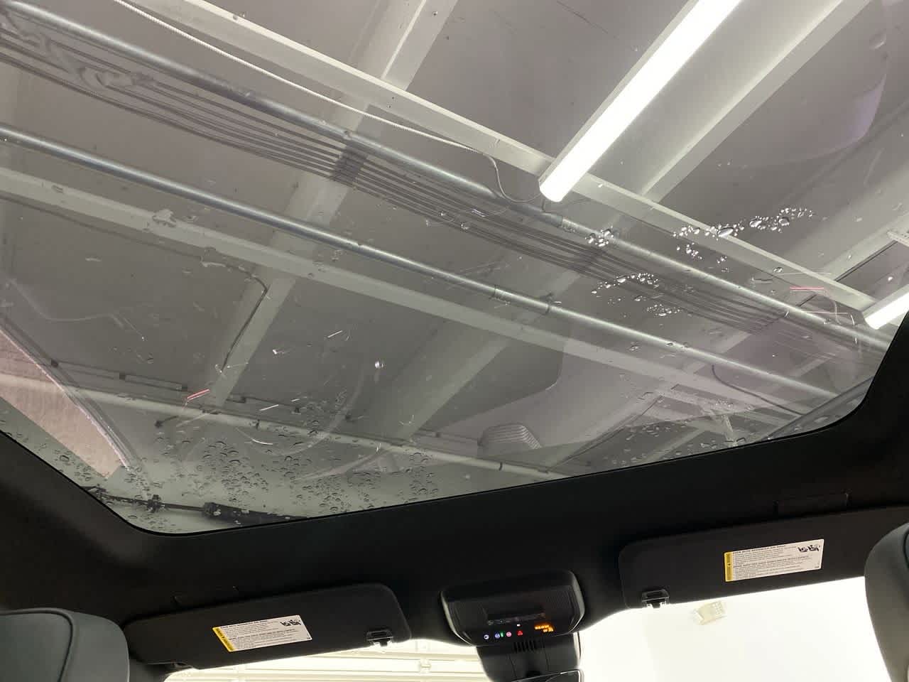 Thumbnail: 2025 Chevrolet Silverado EV - 18