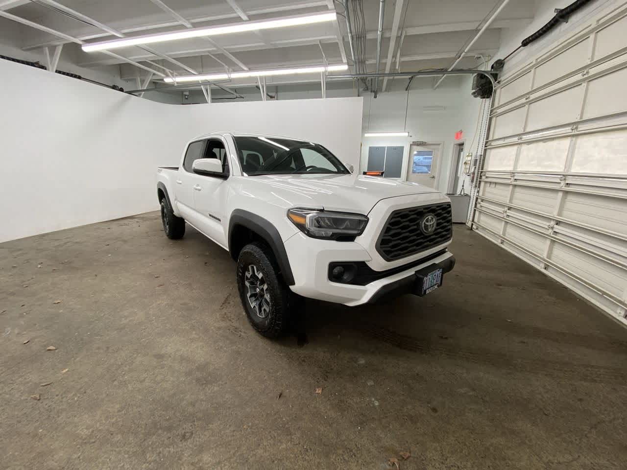 Thumbnail: 2023 Toyota Tacoma - 8