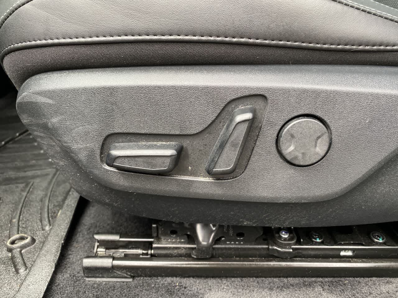 Thumbnail: 2023 Kia EV6 - 15