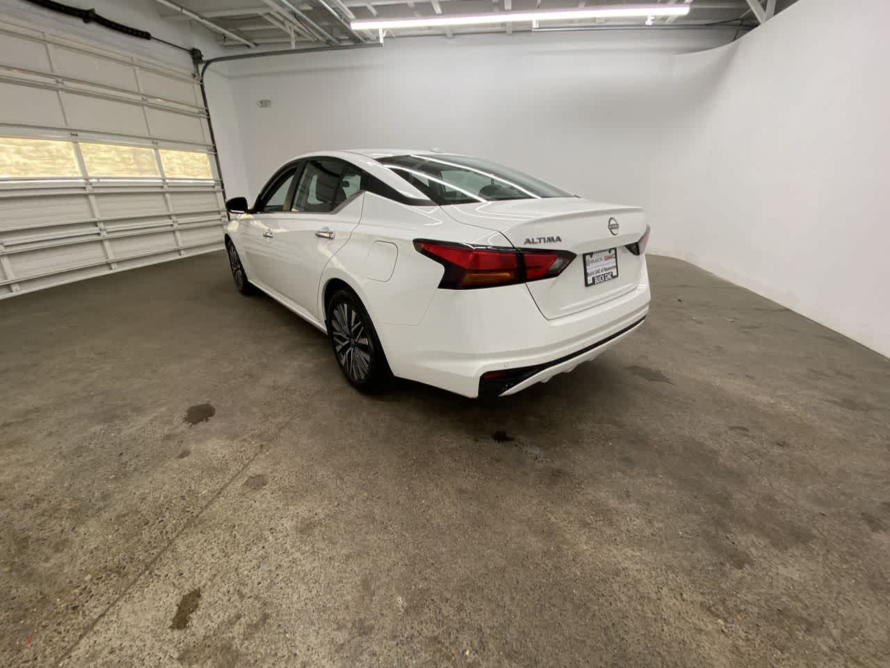 Thumbnail: 2025 Nissan Altima - 4