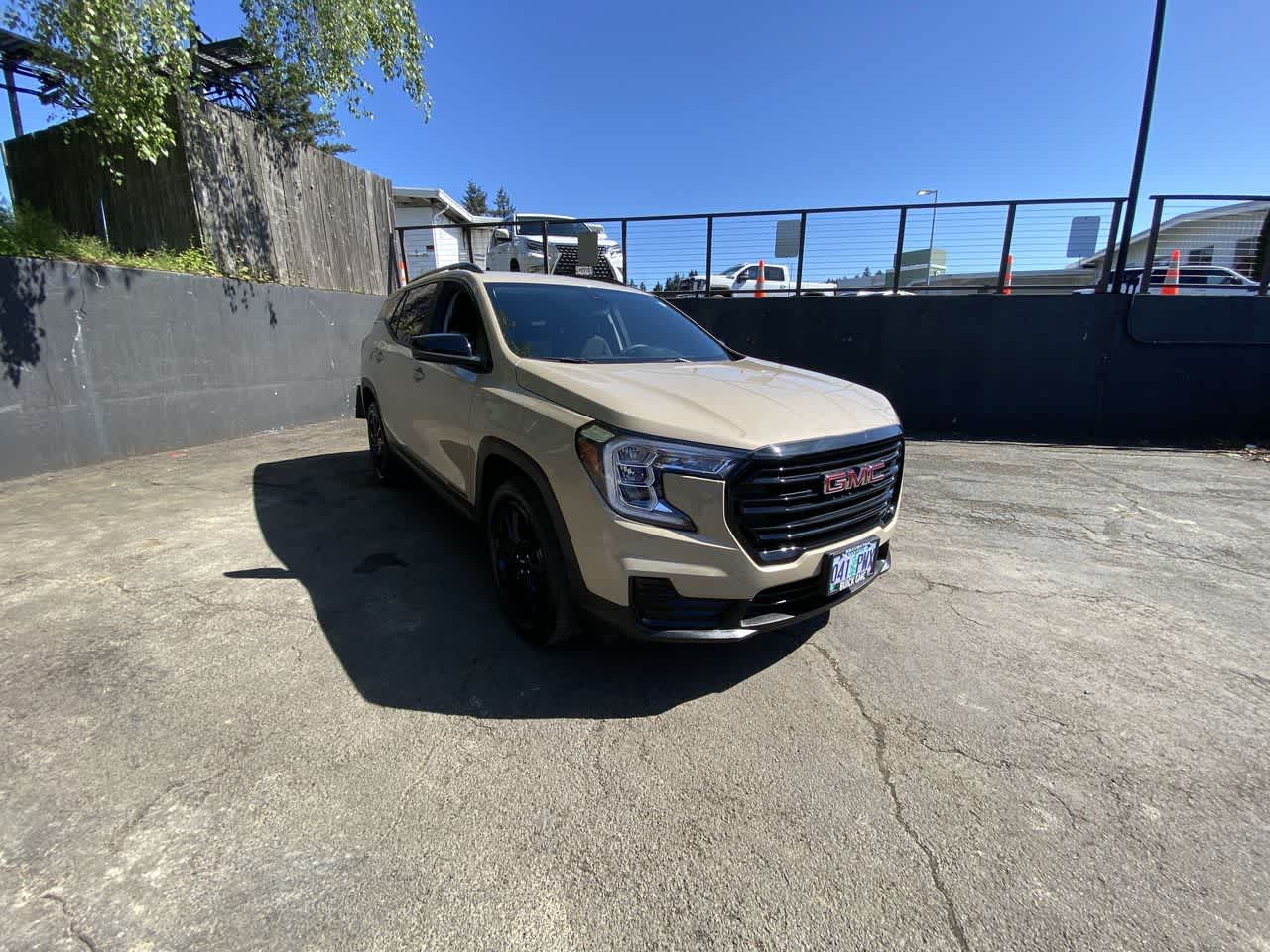 Thumbnail: 2023 GMC Terrain - 8