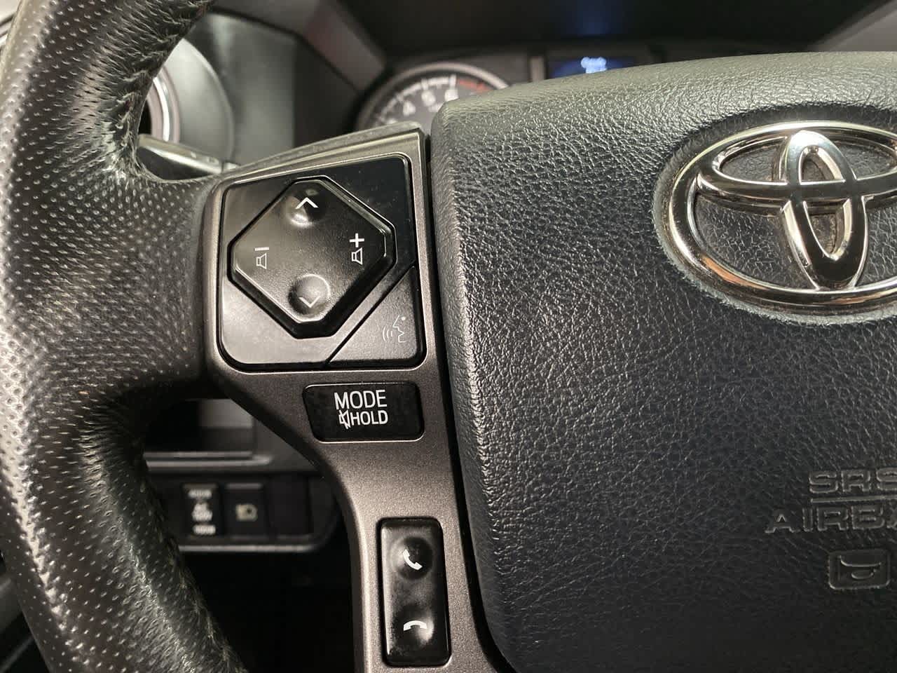 Thumbnail: 2018 Toyota Tacoma - 22
