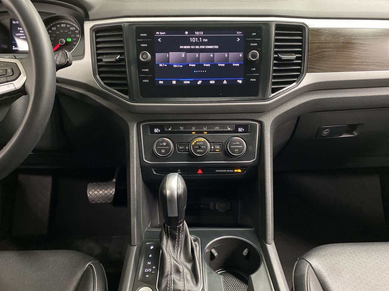 Thumbnail: 2021 Volkswagen Atlas - 25