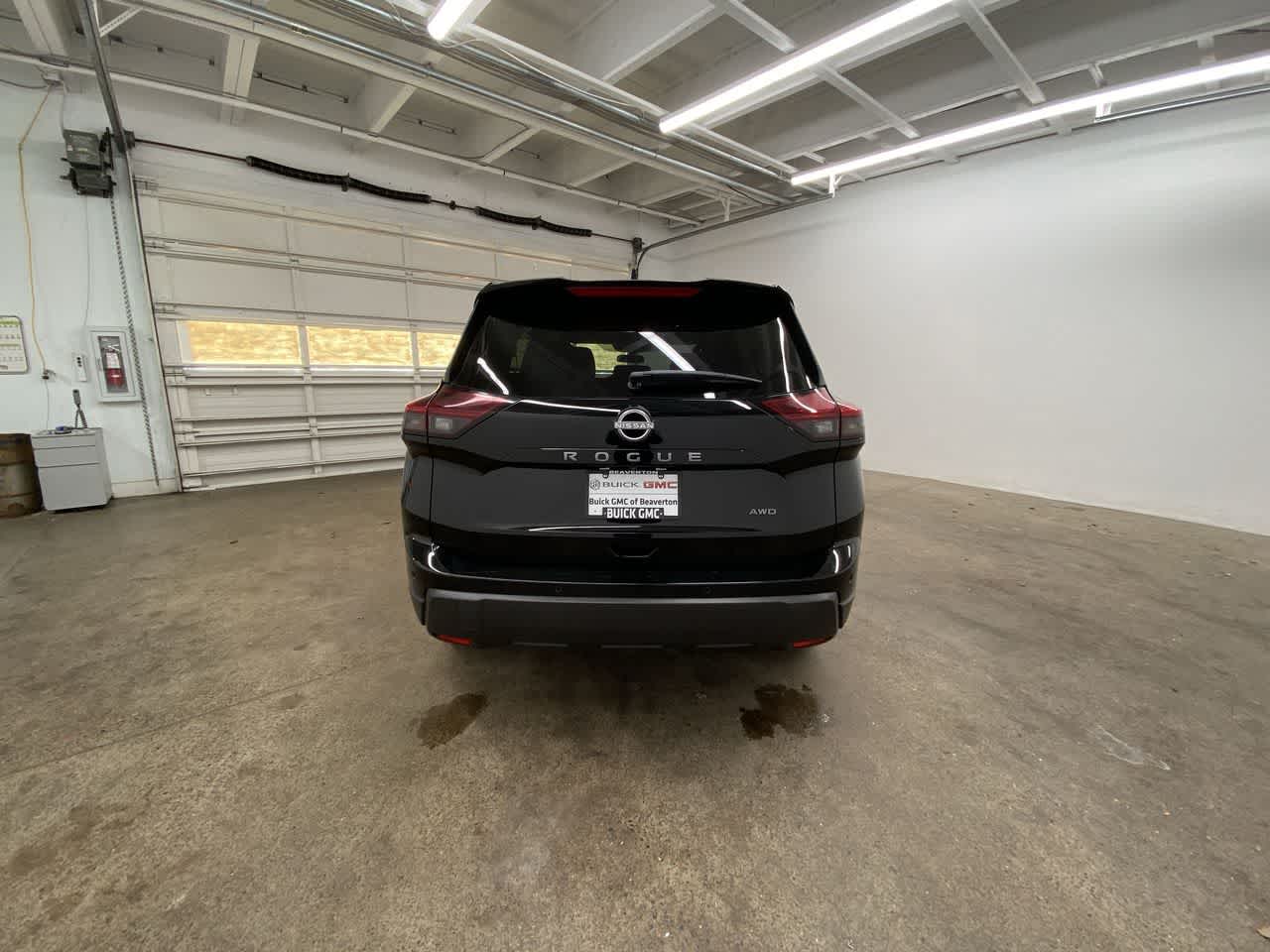 Thumbnail: 2025 Nissan Rogue - 5